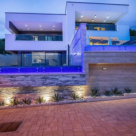 Villa Marassi With Heated Pool, Hot Tub And Sauna Crikvenica Zewnętrze zdjęcie
