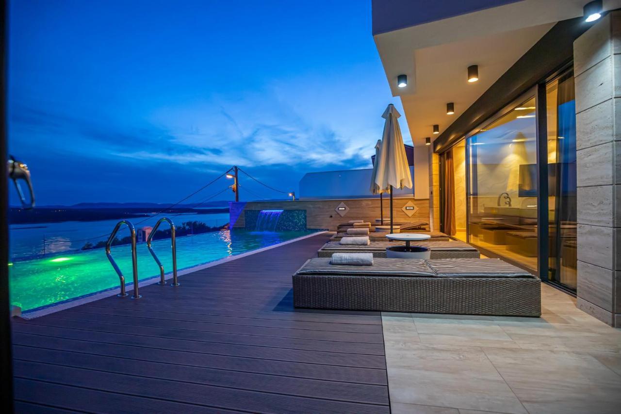 Villa Marassi With Heated Pool, Hot Tub And Sauna Crikvenica Zewnętrze zdjęcie
