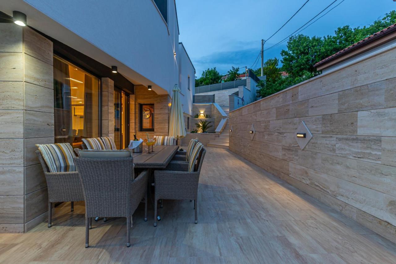Villa Marassi With Heated Pool, Hot Tub And Sauna Crikvenica Zewnętrze zdjęcie